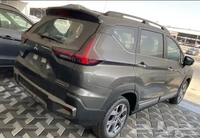 ميتسوبيشي اكسباندر كروس 2025 فل كامل 2