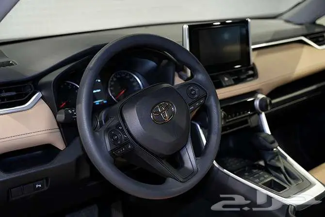 تويوتا راف فور بفئات متعددة موديل 2025 5