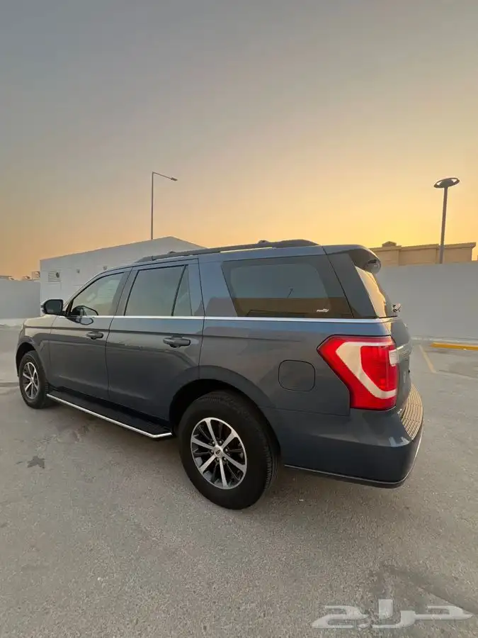 فورد اكسبديشن توكيلات الجزيره نظيف جدا موديل 2018 13