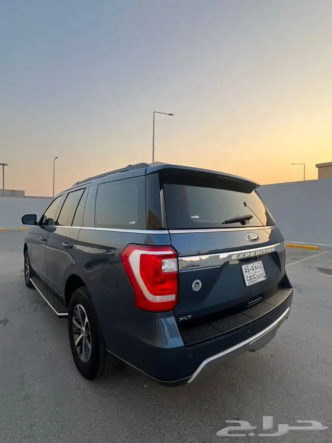 فورد اكسبديشن توكيلات الجزيره نظيف جدا موديل 2018 12