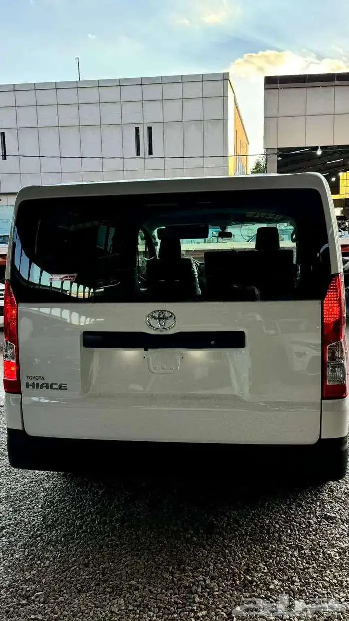 باص بضاعة سقف منخفض ديزل 2026 سعودي 2