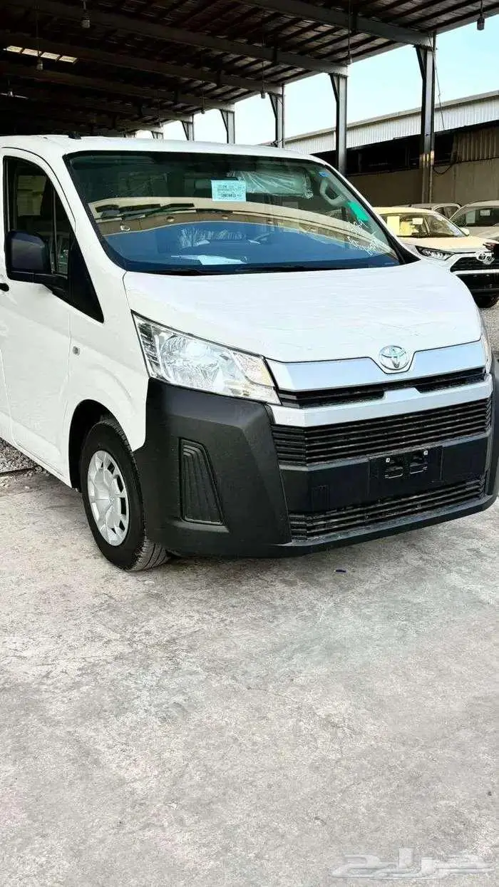 باص بضاعة سقف منخفض ديزل 2026 سعودي 4