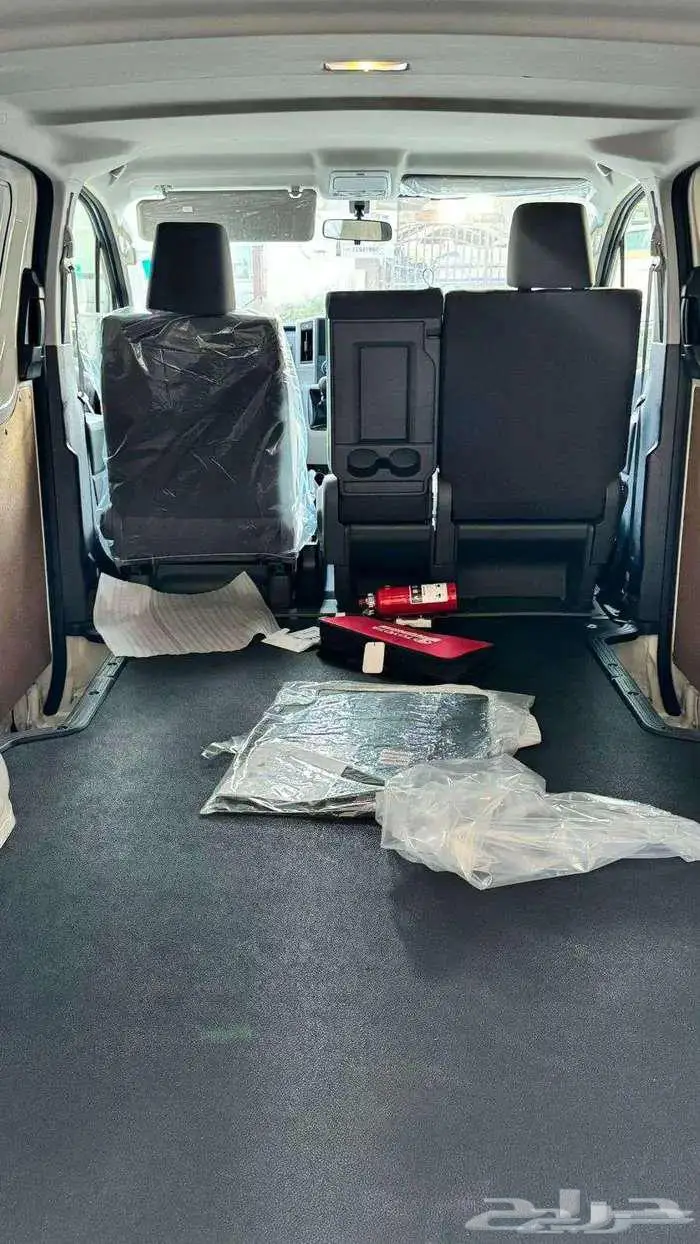 باص بضاعة سقف منخفض ديزل 2026 سعودي 5