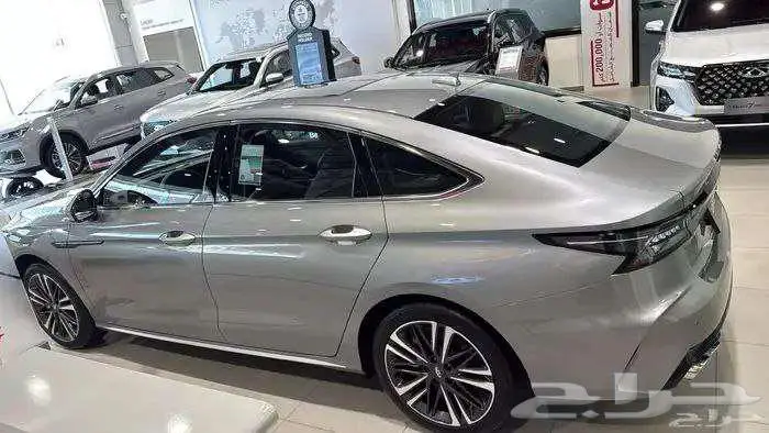 شيري اريزو 8 لاكجري 2.0 موديل 2026 12