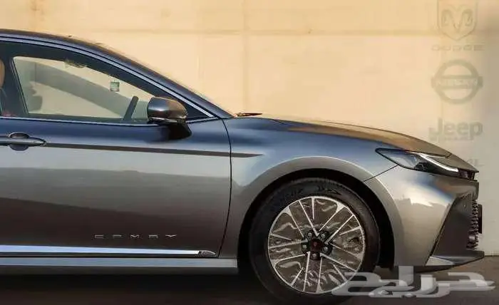 كامري جراندي موديل 2025 تيتانيوم مستعملة 7