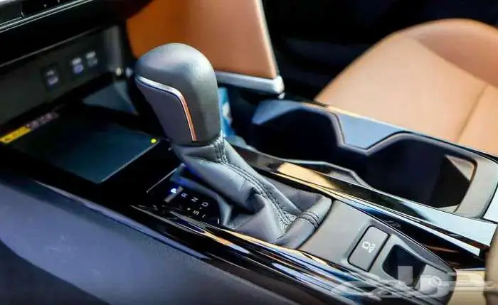 كامري جراندي موديل 2025 تيتانيوم مستعملة 24