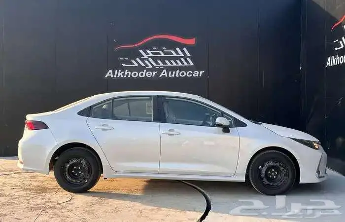 كورولا استاندر 2026 محرك 2.0 لدى الخضر للسيارات 5