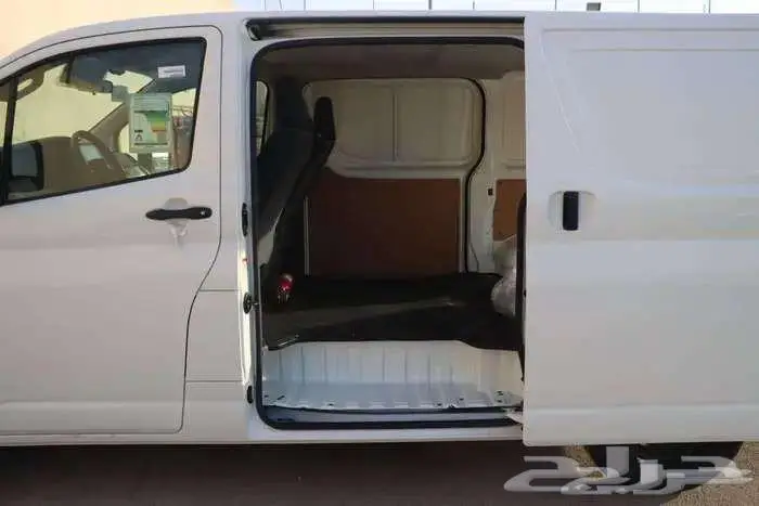 باص بضاعة بنزين سقف منخفضة موديل 2025 10