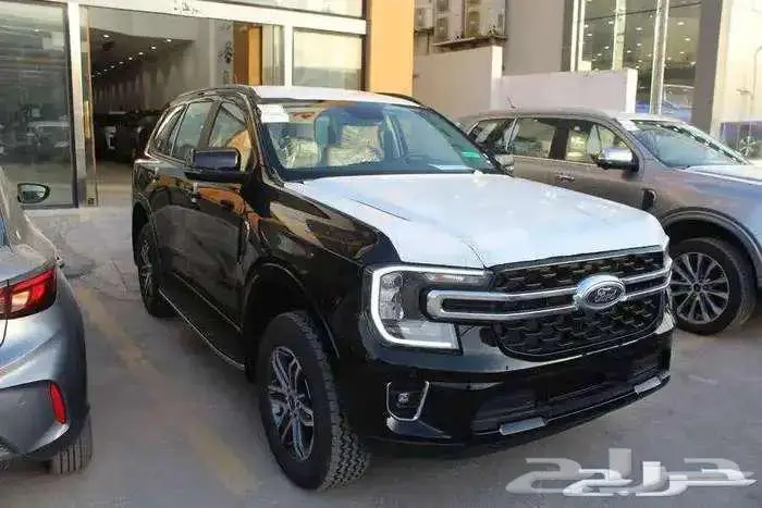 فورد ايفرست XLT نص فل بنزين 2025 سعودى 0