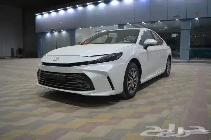 تويوتا كامري استاندر E بنزين 2025 سعودي 0