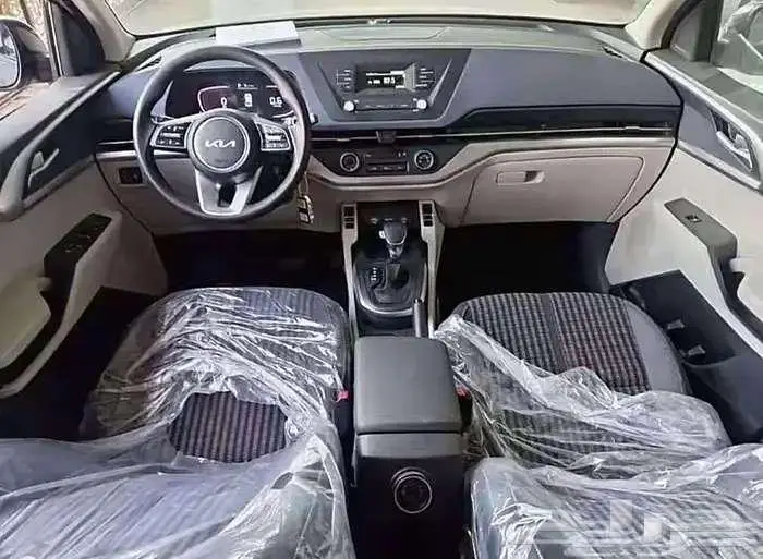 كيا كارينز نص فل موديل 2025 كاش واقساط 9