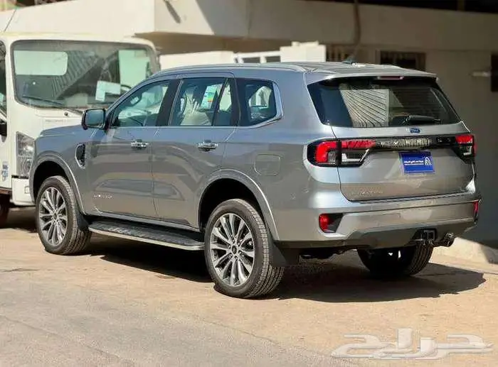 فورد ايفرست ليميتد 2025 فل كامل عرض خاص 6