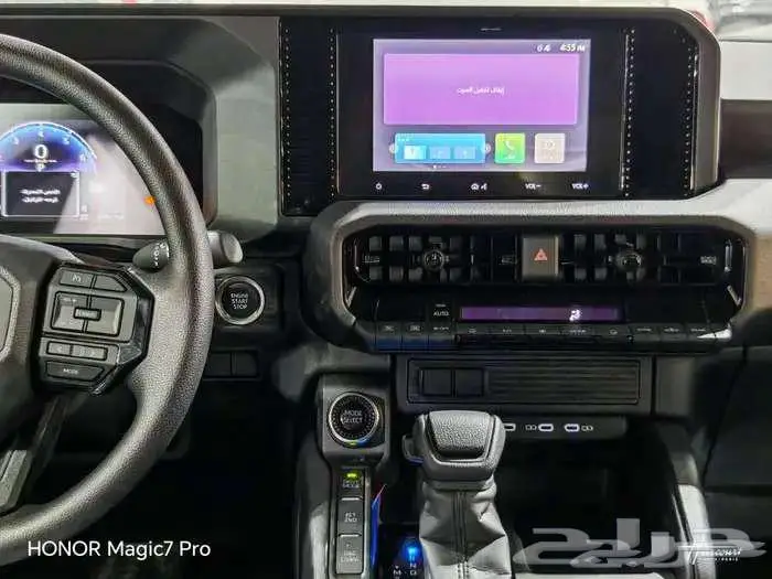 برادو TX موديل 2025 بنزين ستاندرد حبه فقط لون اسود 23