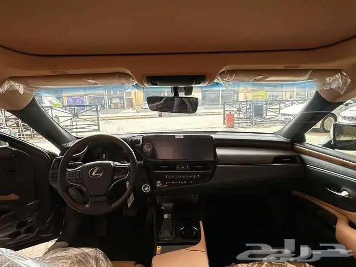 LEXUS. ES 350 2025 CC استندر كاش وتقسيط 6