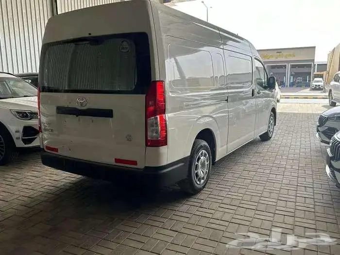 باص هايس بضاعة سقف عالي اوتوماتيك 2026 خليجى 11