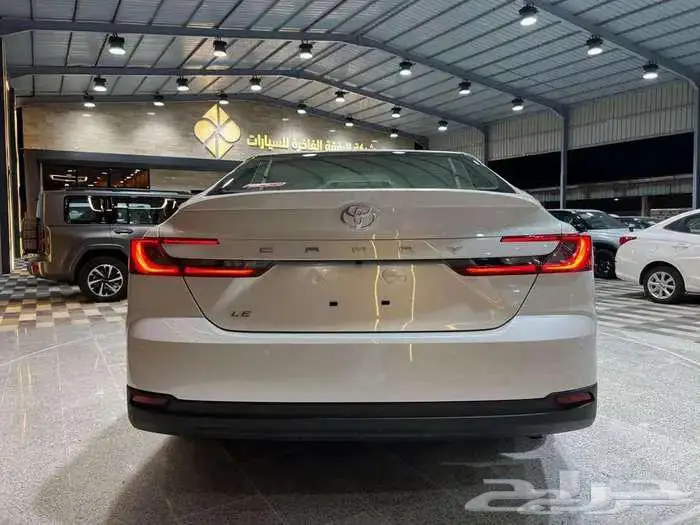 تويوتا كامري LE بنزين 2025 بالنقد والتقسيط 4