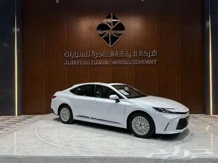 تويوتا كامري LE بنزين 2025 بالنقد والتقسيط 2