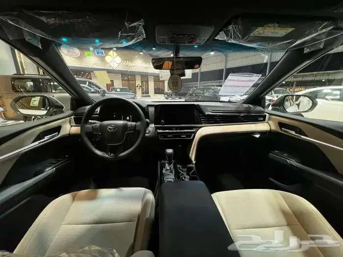 تويوتا كامري LE بنزين 2025 بالنقد والتقسيط 5