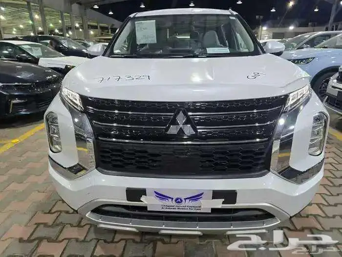 اوتلاندر 5 راكب 2025 بأقل سعر جديد 0