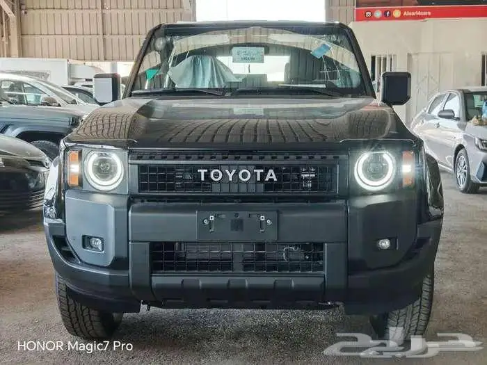 برادو TX بنزين اسود س 2025 0