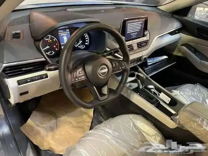 نيسان التيما ستاندر 2025 نقدا وتقسيط عرض خاص 4