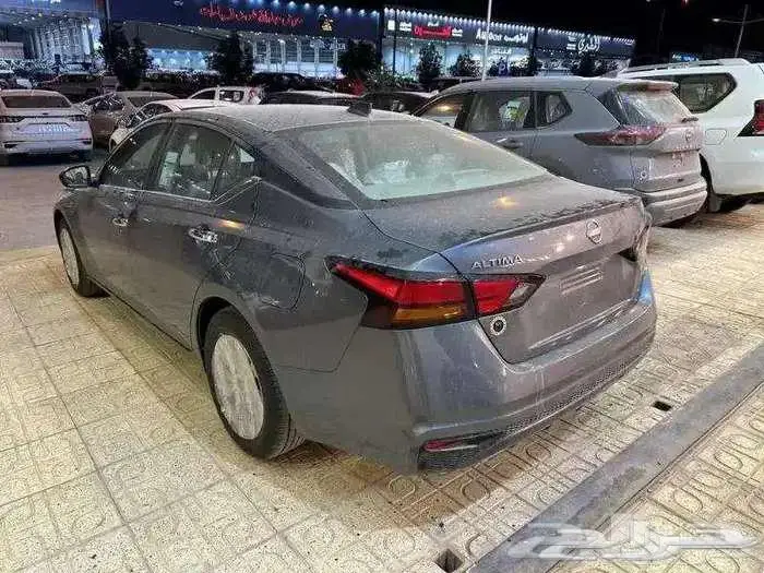 نيسان التيما ستاندر 2025 نقدا وتقسيط عرض خاص 8