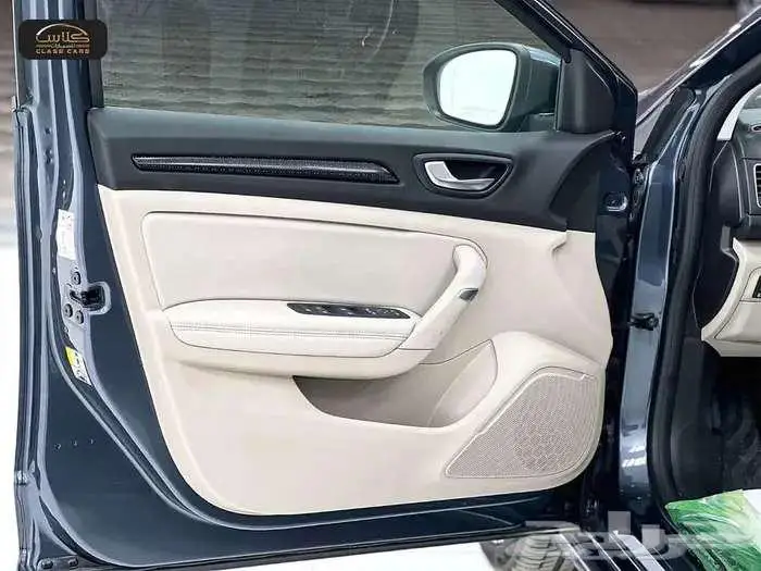 رينو ميجان فل 2023- 59800 ريال شامل الضريبة 8