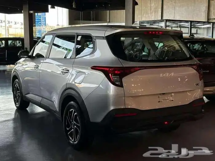 كيا كارنينز استاندر مطور 7راكب موديل 2025 بعرض حصري 0