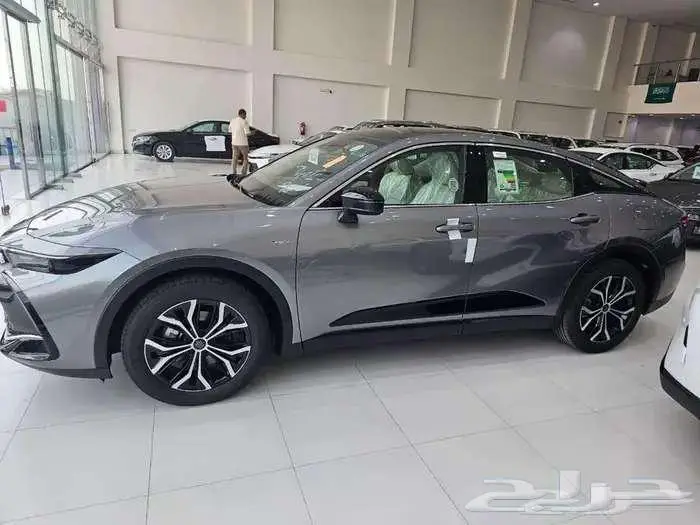 تويوتا كراون برستيج 2026 سعودي كاش وتقيسط عرض 50 50 0 2