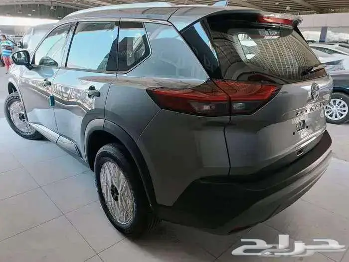 نيسان اكستريل استاندر 5 او 7 راكب 2026 كاش وتقسيط 0 4