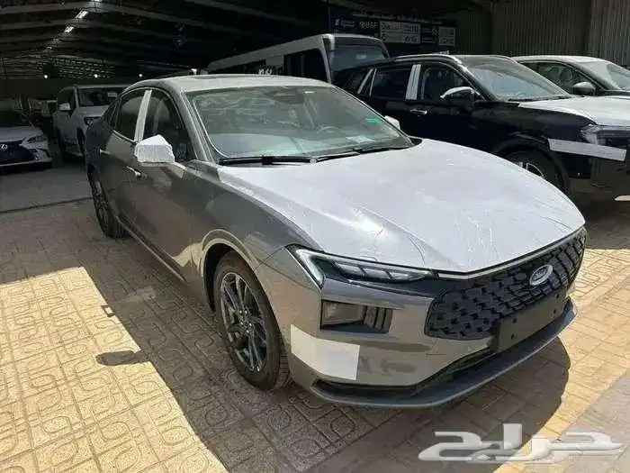 فورد تورس ترند 2026 نص فل 4