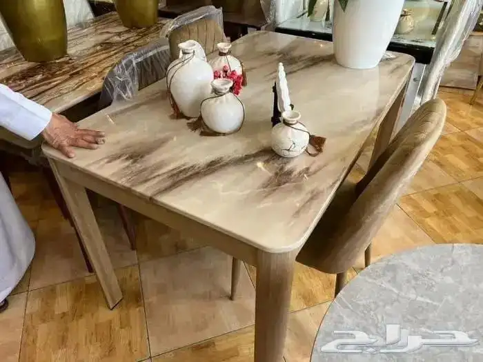 طاولة طعام للبيع 0