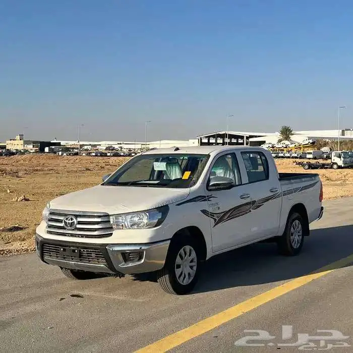 تويوتا هايلوكس غمارتين GL ديزل بدون دبل 2025تحطيم الاسعار. 0