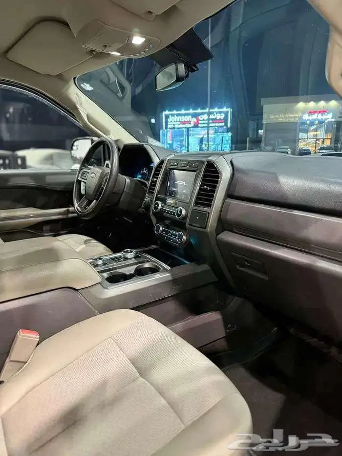 فورد اكسبيديشن موديل 2019 9