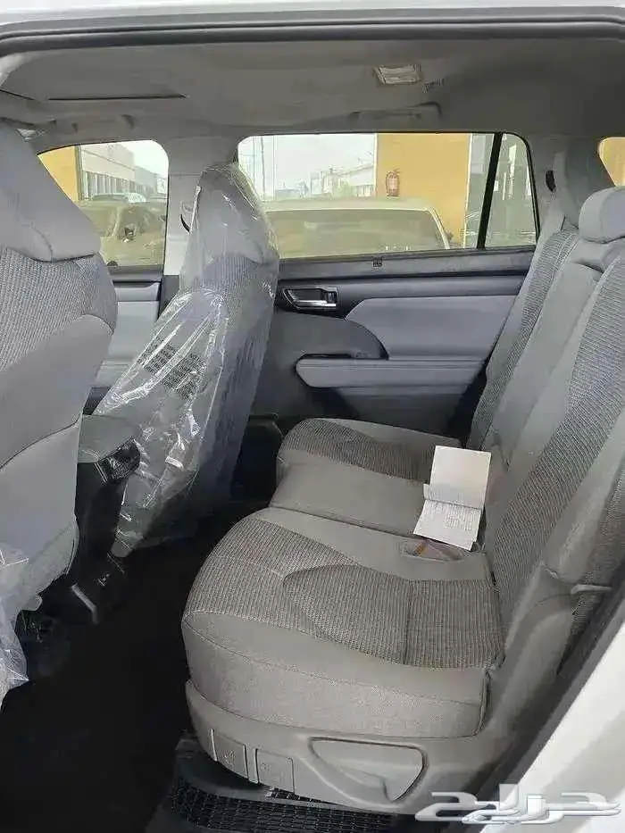 تويوتا هايلاندر نص فل ويتوفر LE ستاندر دبل و بدون دبل 2025 4