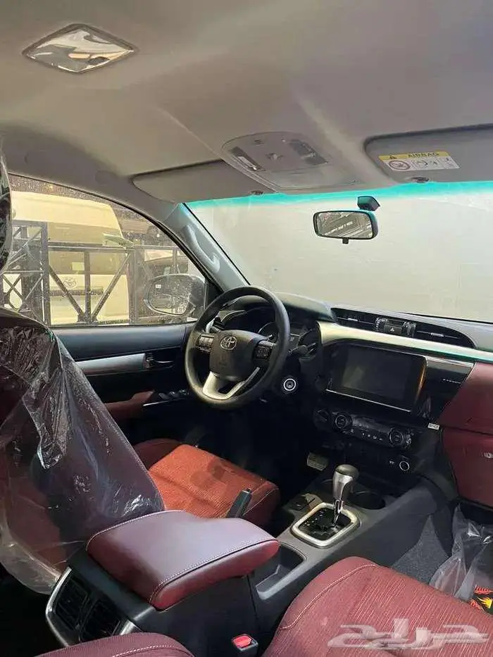 هايلوكس GLXS م2.7 غمارتين دبل بنزين تماتيك بريمي 2025 3