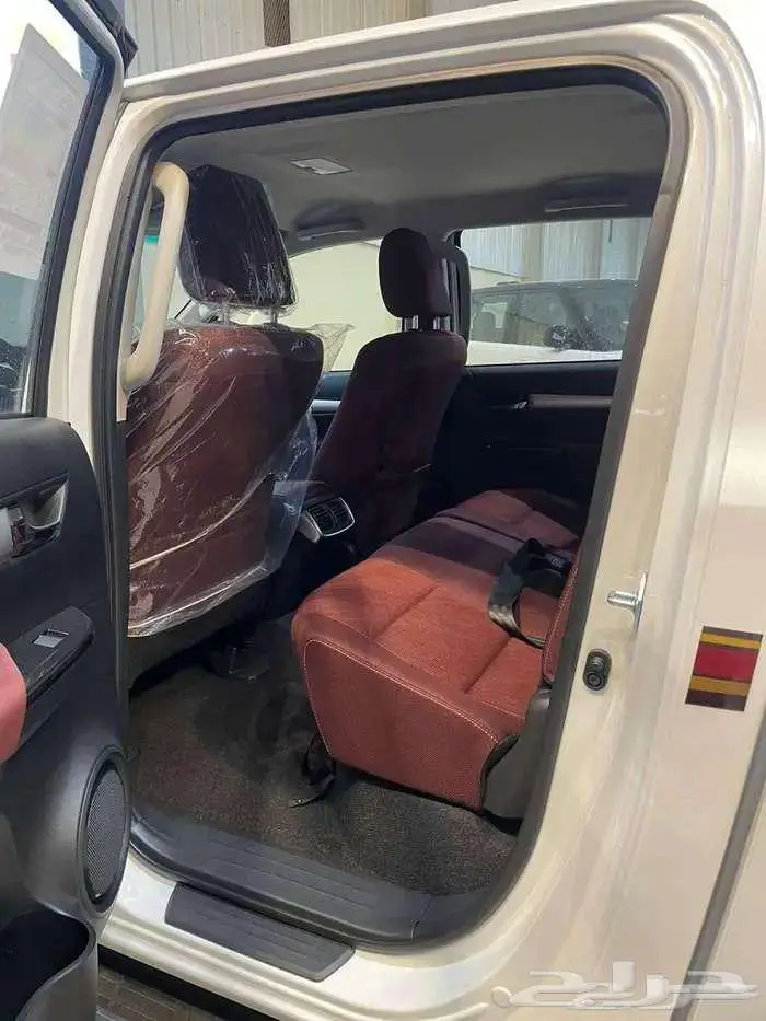 هايلوكس GLXS م2.7 غمارتين دبل بنزين تماتيك بريمي 2025 6