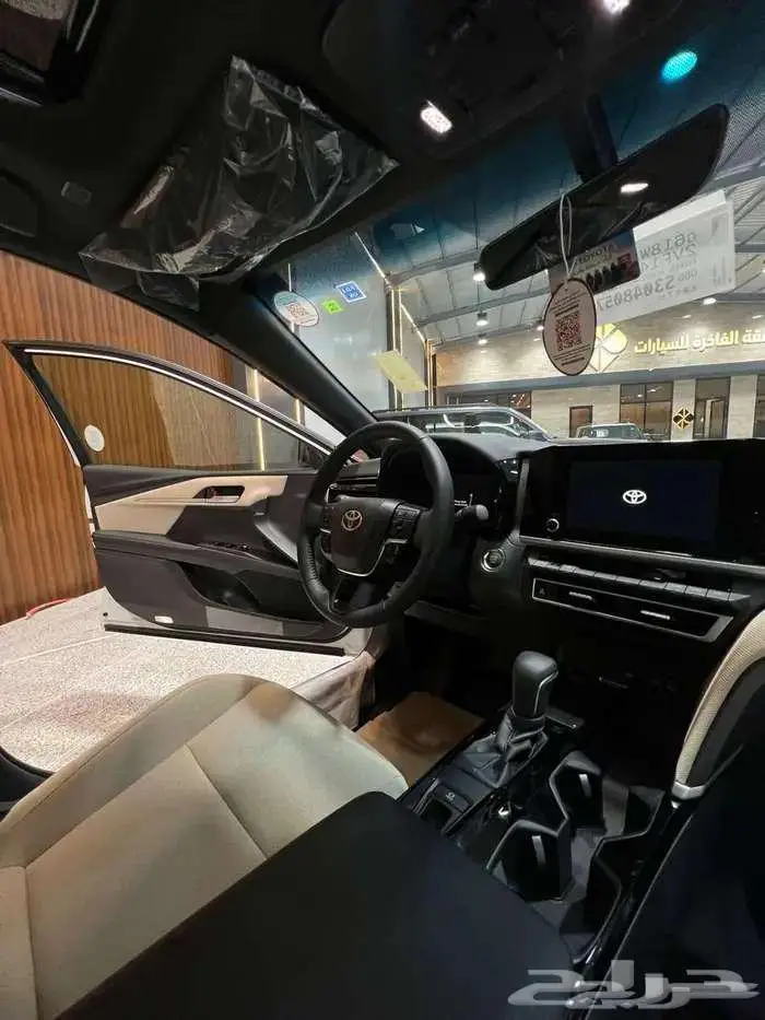تويوتا كامري LE بنزين 2025 بالنقد والتقسيط 10