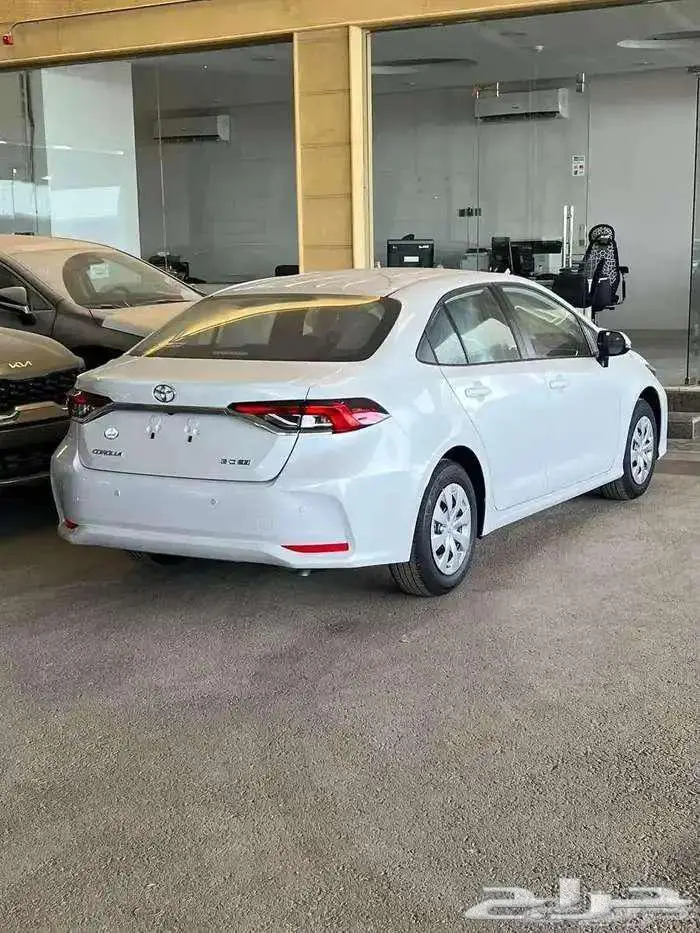 تويوتا كورولا XLI ستاندر طيس مكينة 2.0 موديل 2026 لدى الحسن 4