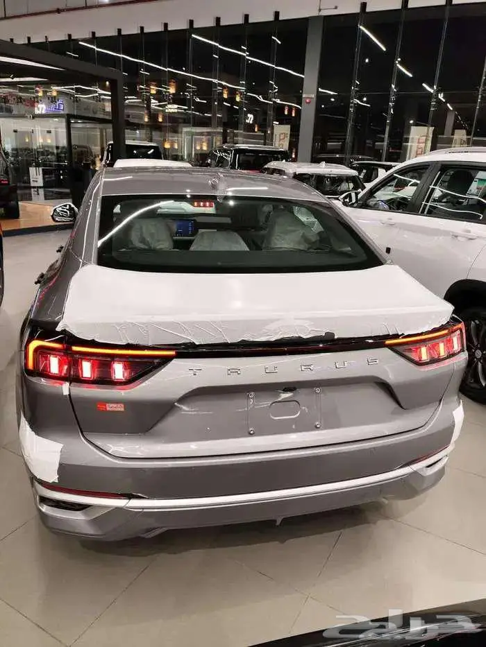 فورد تورس ترند 2026 9