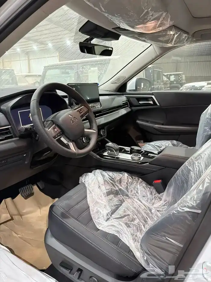 ميتسوبيشي اوتلاندر 2026 نص فل بلس ب 119900 عرض خاص شكل جديد 18