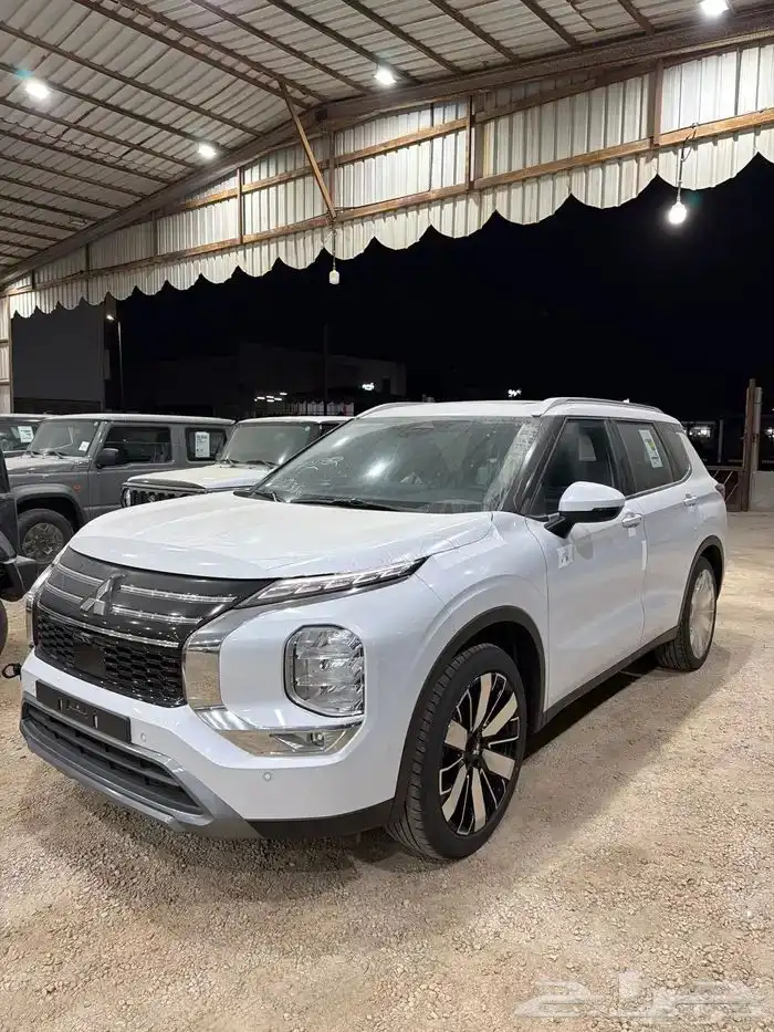 ميتسوبيشي اوتلاندر 2026 نص فل بلس ب 119900 عرض خاص شكل جديد 16