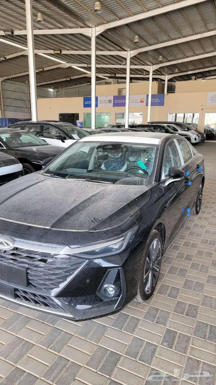 شيري اريزو 8 لاكجري 2.0 موديل 2026 3