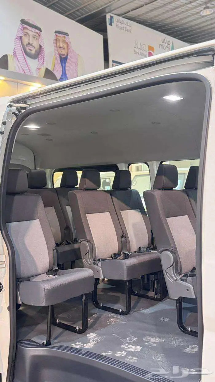 تويوتا باص ركاب قير عادي ديزل خليجي 2026 9