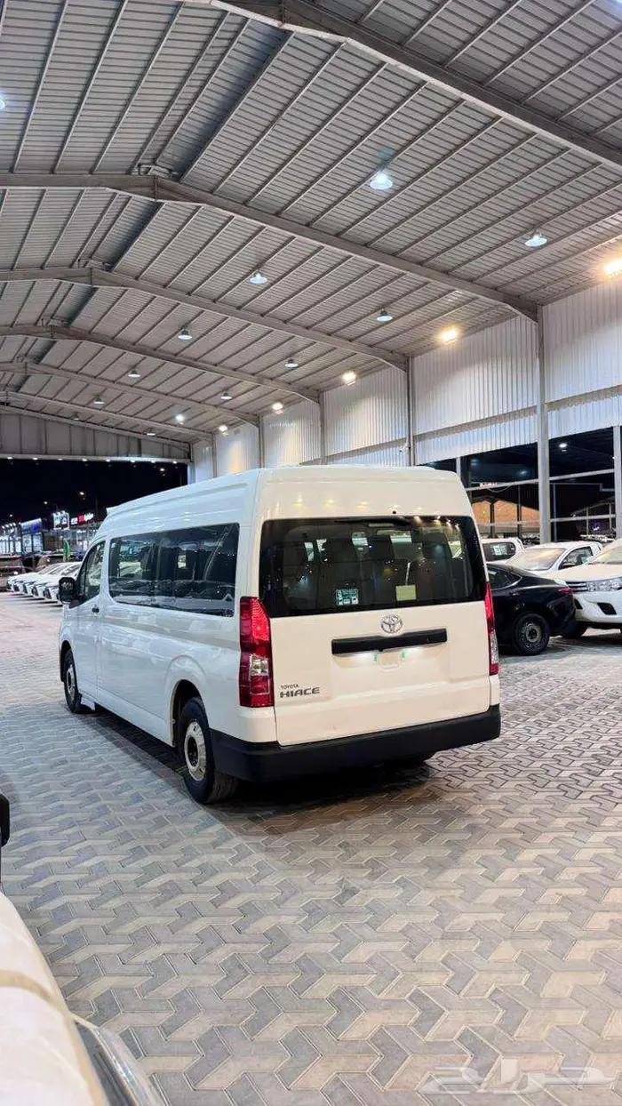 تويوتا باص ركاب قير عادي ديزل خليجي 2026 16