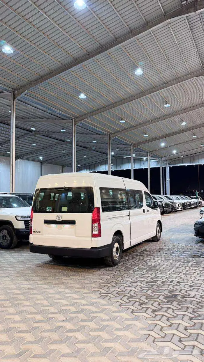 تويوتا باص ركاب قير عادي ديزل خليجي 2026 17