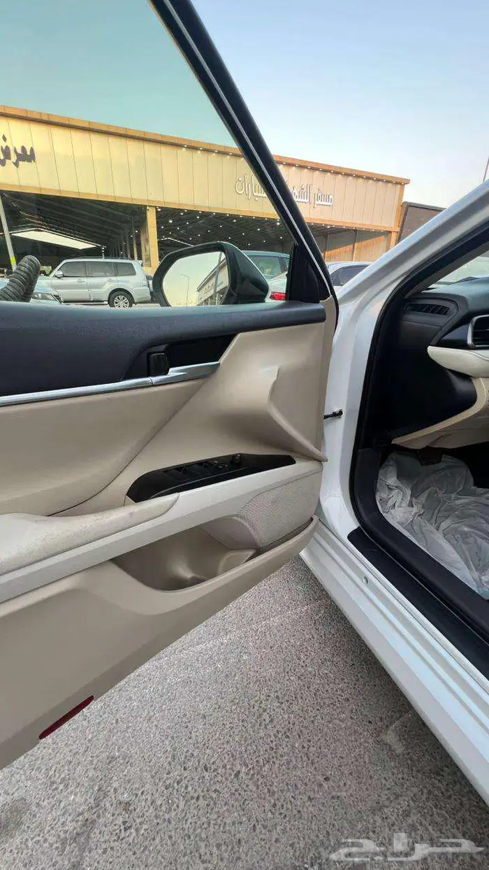 تويوتا كامري موديل 2023- معرض خلف للسيارات 12