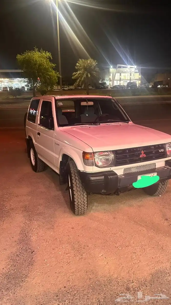 جيب باجيرو ربع مخزن نظيف جدا ماشي 46 الف 4