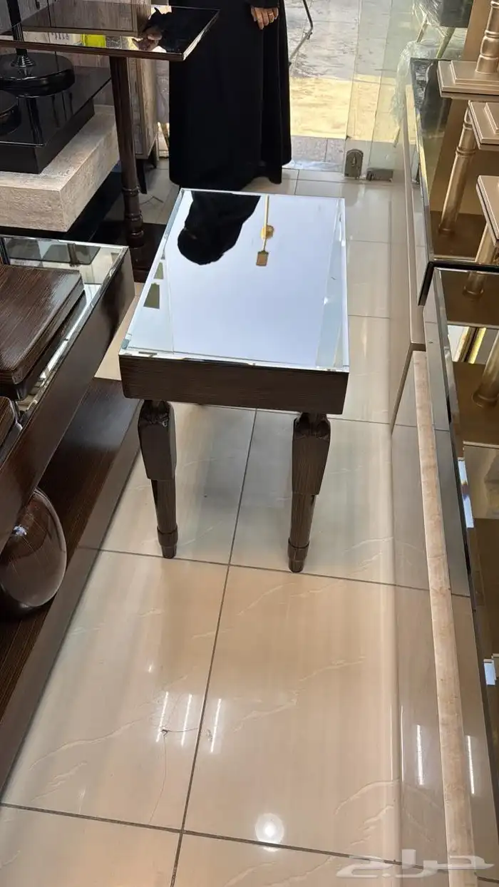 طاولات حسب الطلب 6