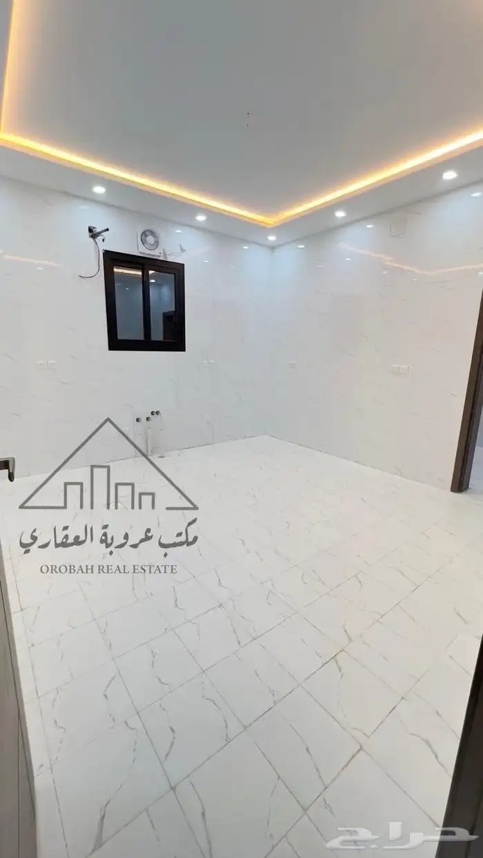 للبيع فيلا روف ارضي مشب حي المصيف 3 تبوك 13